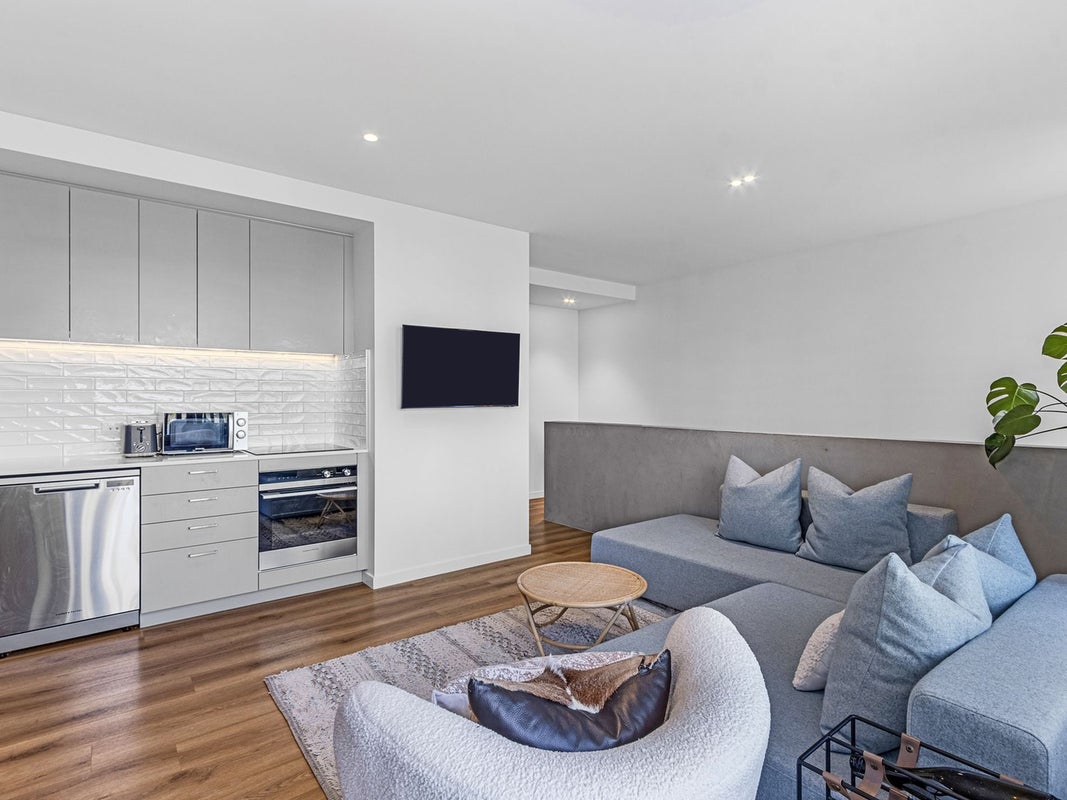 6/212 Cashel Street, Christchurch Central, Christchurch - Carousel 2