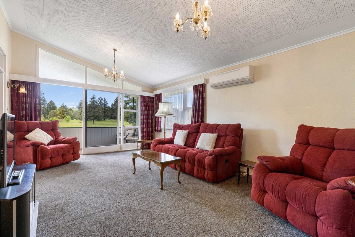 176 Golf Road, Taumarunui, Taumarunui - Carousel 2