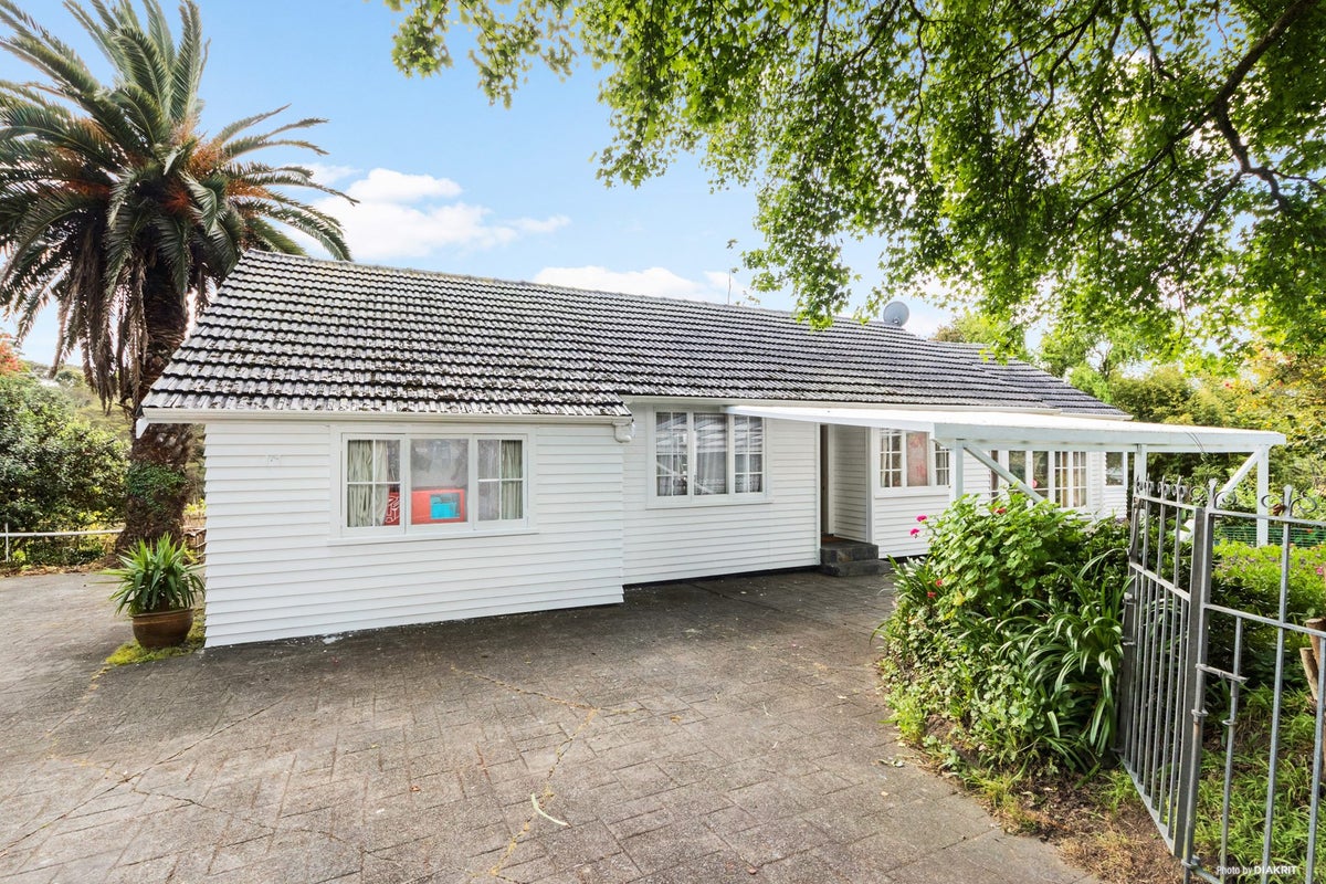5 Woolley Avenue, New Lynn, Auckland - Carousel 2