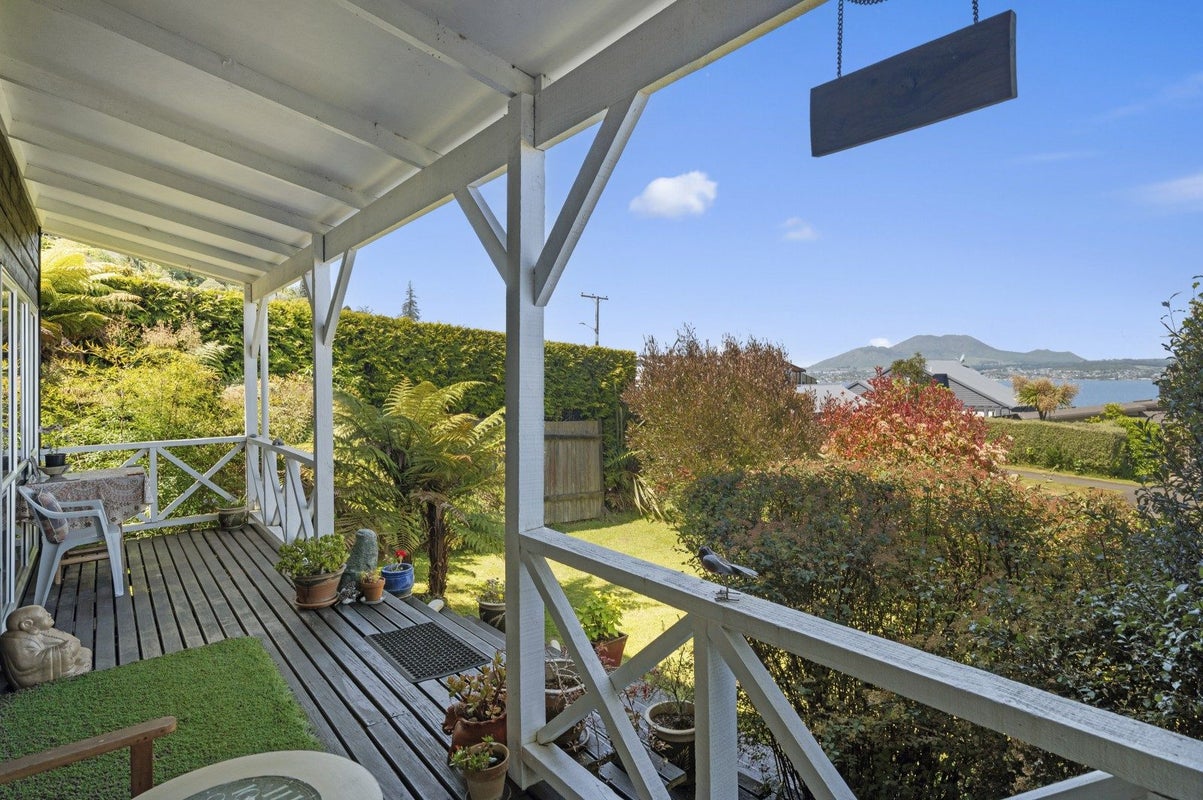 108 Wakeman Road, Acacia Bay, Taupo - Carousel 1