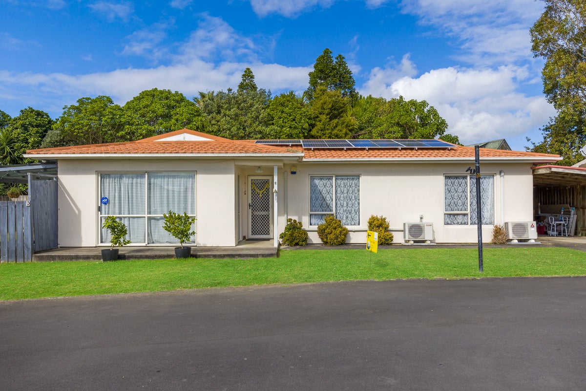 3/256A Birkdale Road, Birkdale, Auckland - Carousel 1