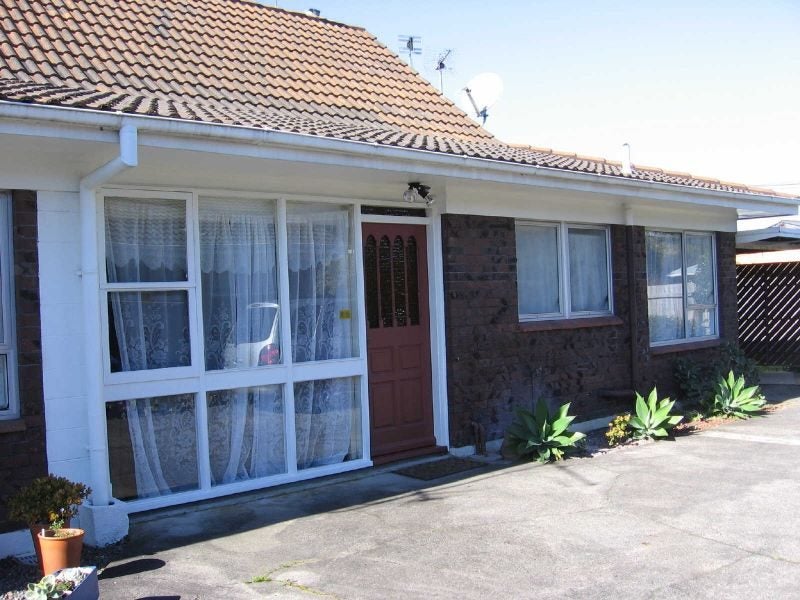 4/25 Grande Vue Road, Hillpark, Auckland - Carousel 1