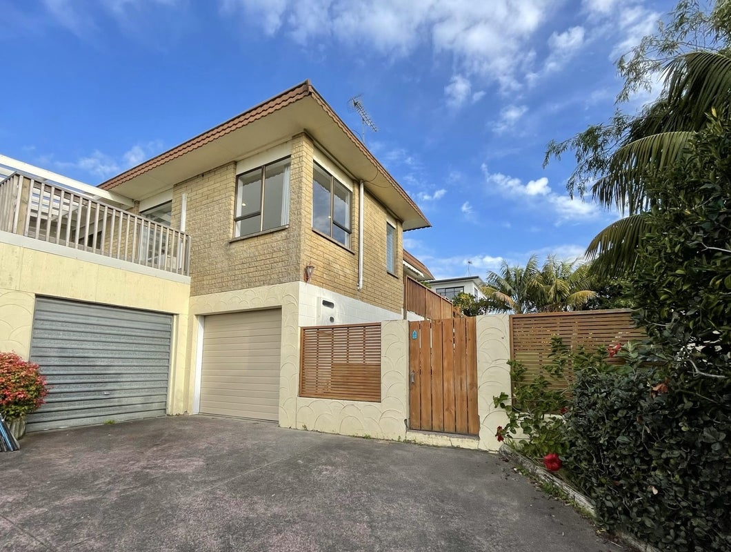 1/4 Rakino Avenue, Manly, Whangaparaoa - Carousel 1