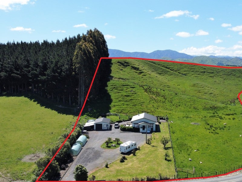 114 Glengarry Road, Dannevirke - Carousel 1