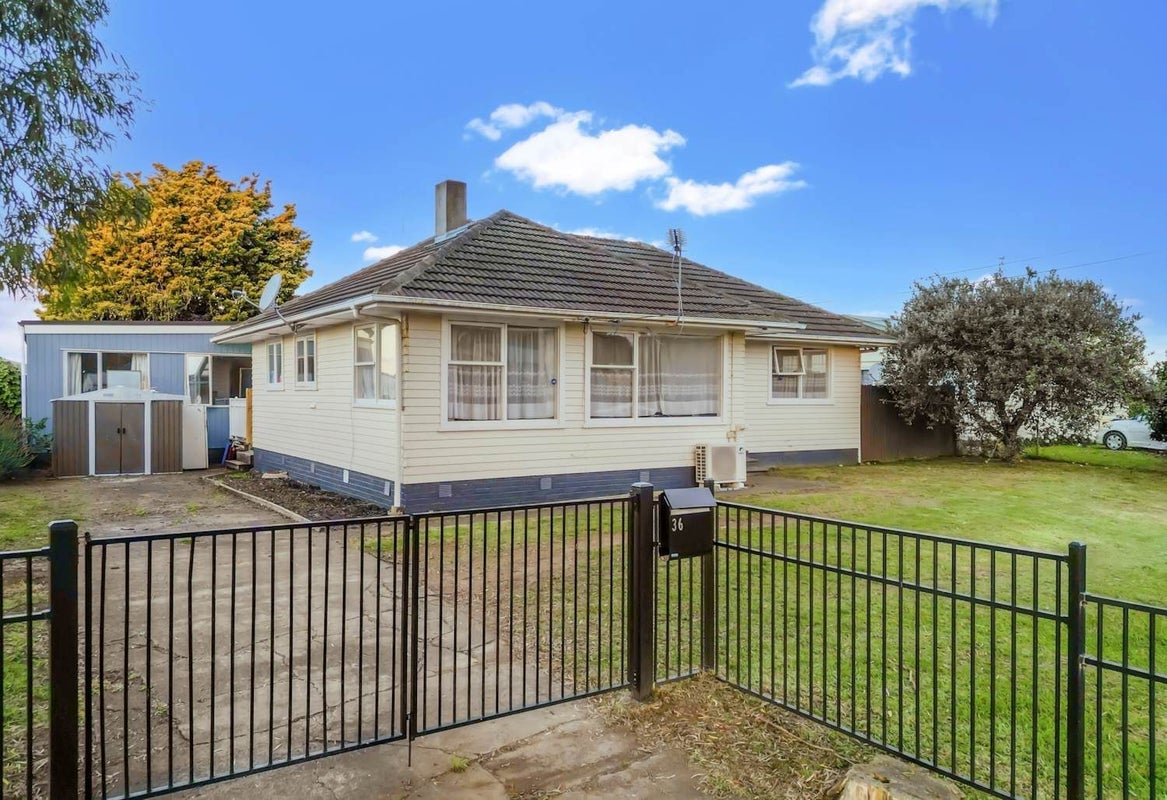 36 Waimate Street, Otara, Auckland - Carousel 1
