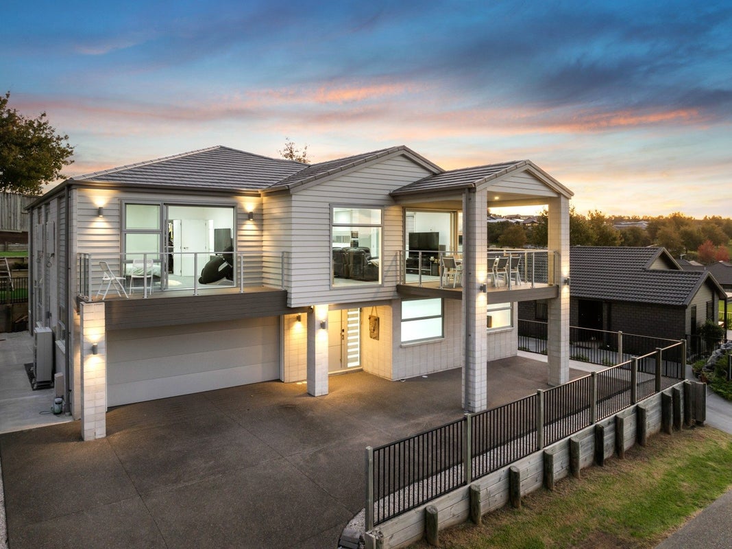 3 Kihona Rise, Pyes Pa, Tauranga - Carousel 1