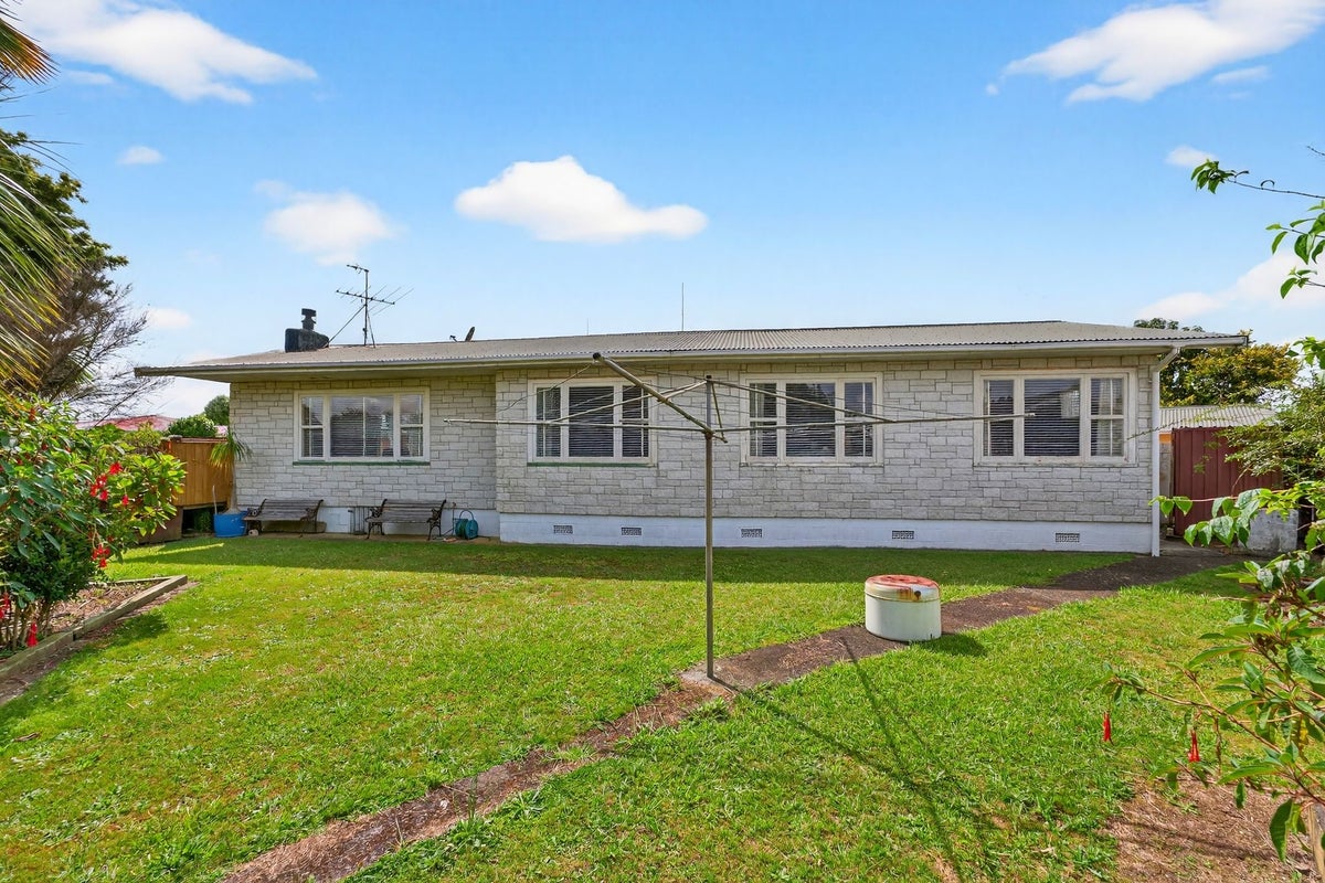 16 Duke Avenue, Pukekohe, Pukekohe - Carousel 27