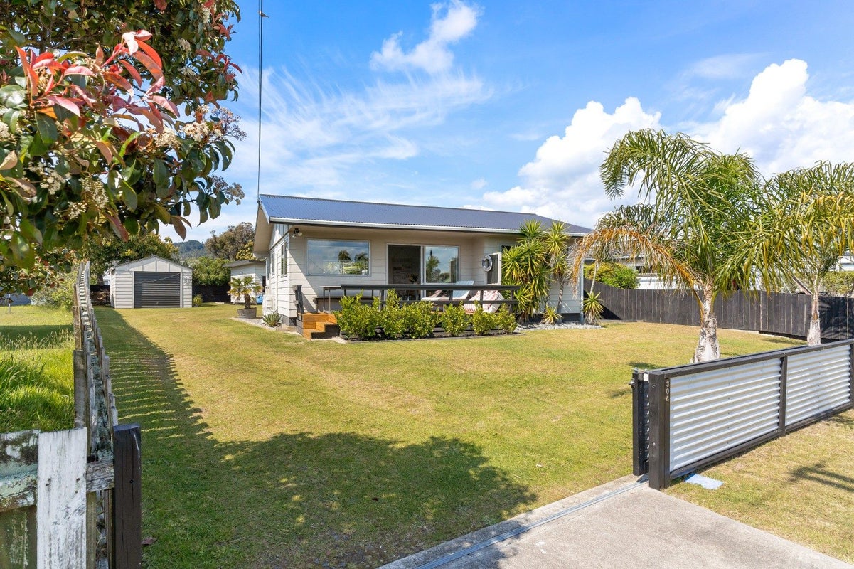 304 Linton Crescent, Whangamata - Carousel 1