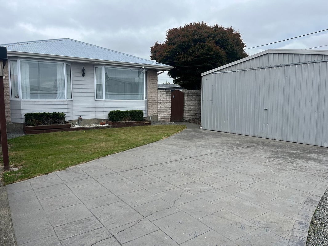 1/44 Seymour Street, Hornby, Christchurch - Carousel 1