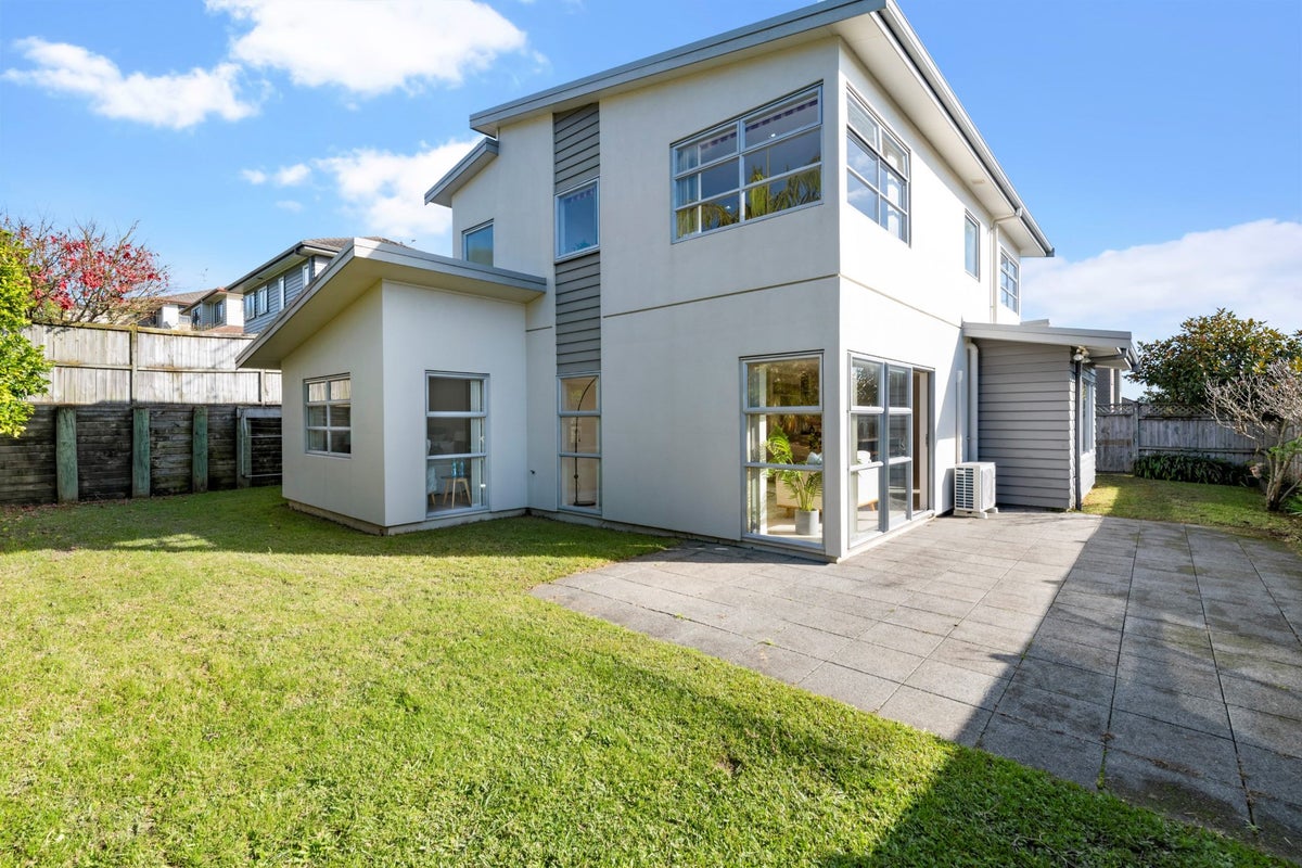 17 Laurel Oak Drive, Schnapper Rock, Auckland - Carousel 2