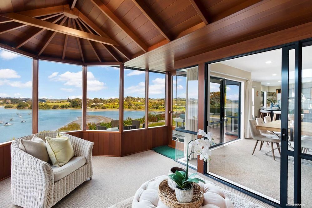 224 Sandspit Road, Shelly Park, Auckland - Carousel 1