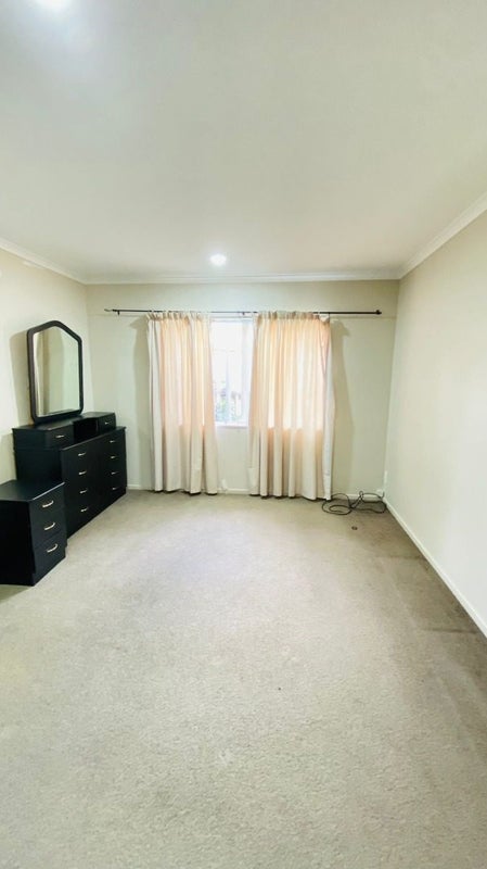 12 Ali Place, Ranui, Auckland - Carousel 2