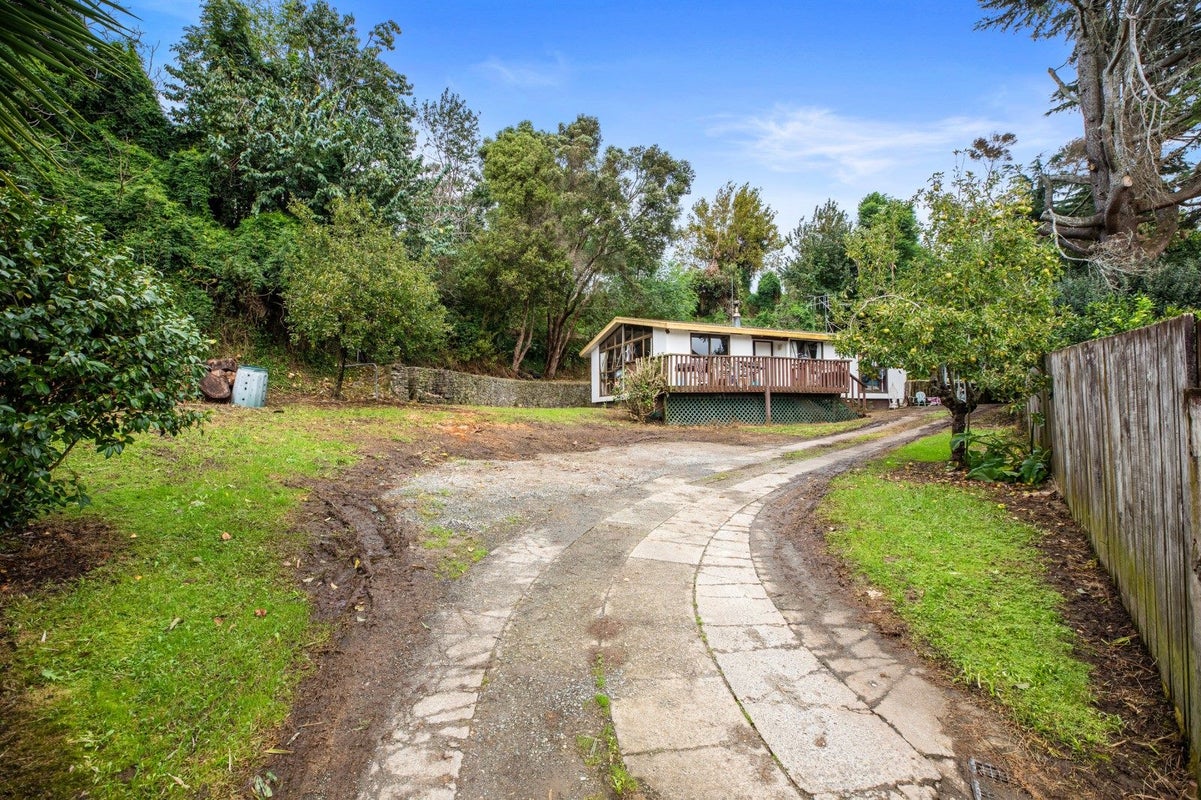 14 Nicolas Place, Judea, Tauranga - Carousel 17