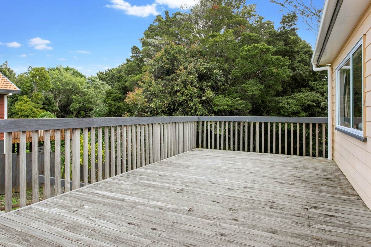 23 Hurstbourn Priors, Goodwood Heights, Auckland - Carousel 26