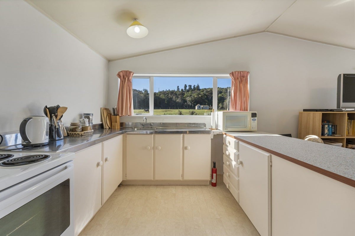 63 Raurimu Road, Raurimu - Carousel 1