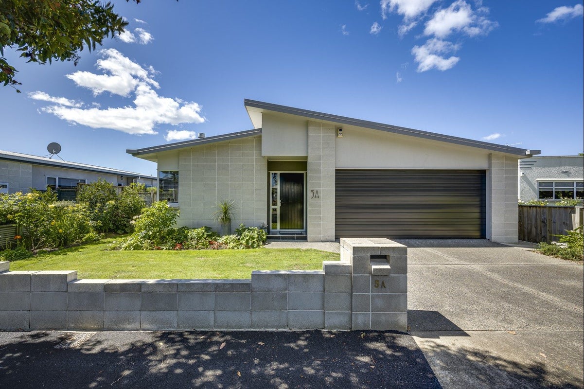 5A Tom Parker Avenue, Marewa, Napier - Carousel 1