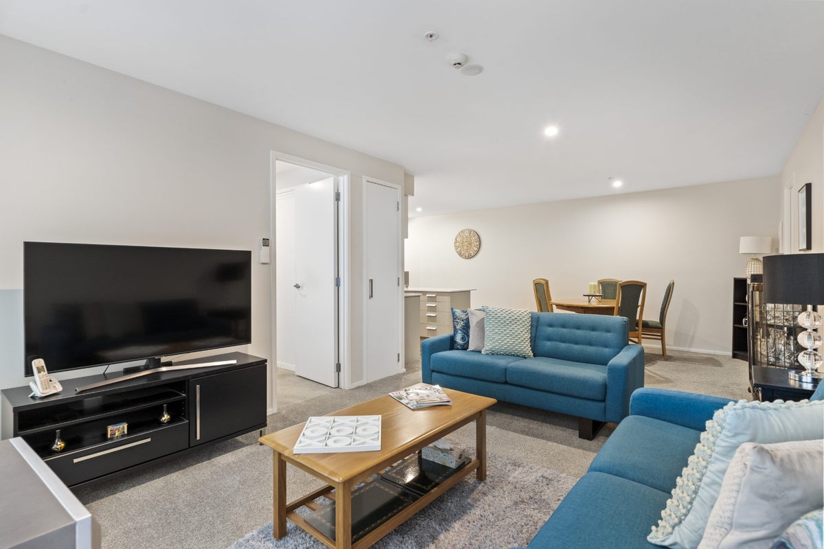 113/25 Bute Road, Browns Bay, Auckland - Carousel 1