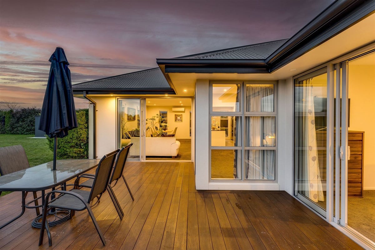 70 Bronco Drive, Aidanfield, Christchurch - Carousel 1