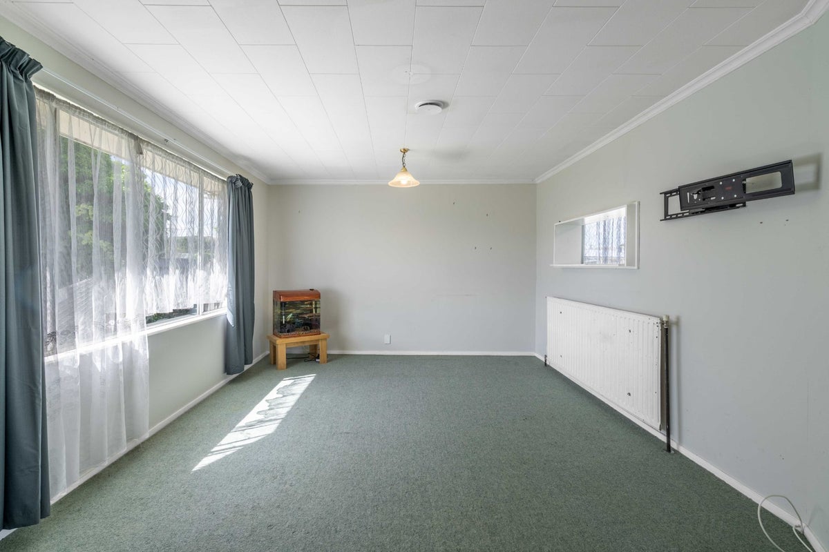11 Hamilton Street, East Gore, Gore - Carousel 2