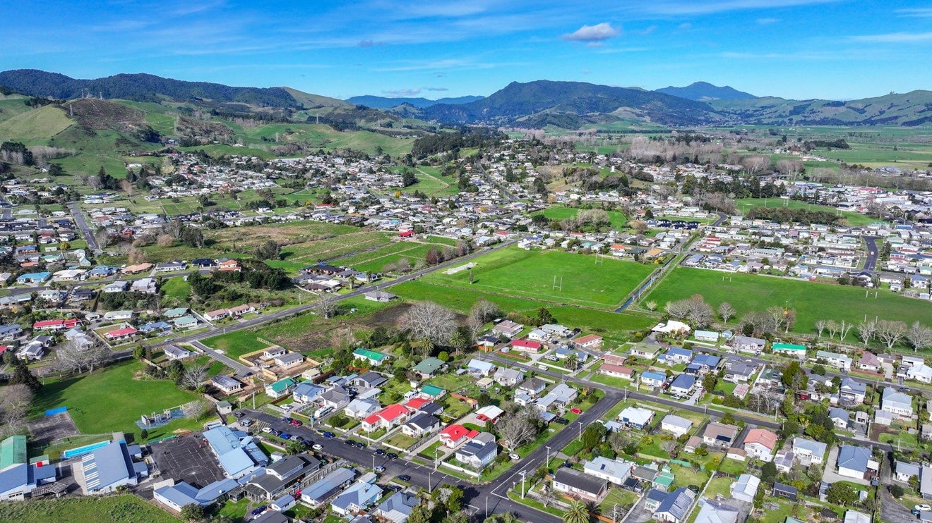 19 Miller Avenue, Paeroa, Hauraki, Waikato - Carousel 22