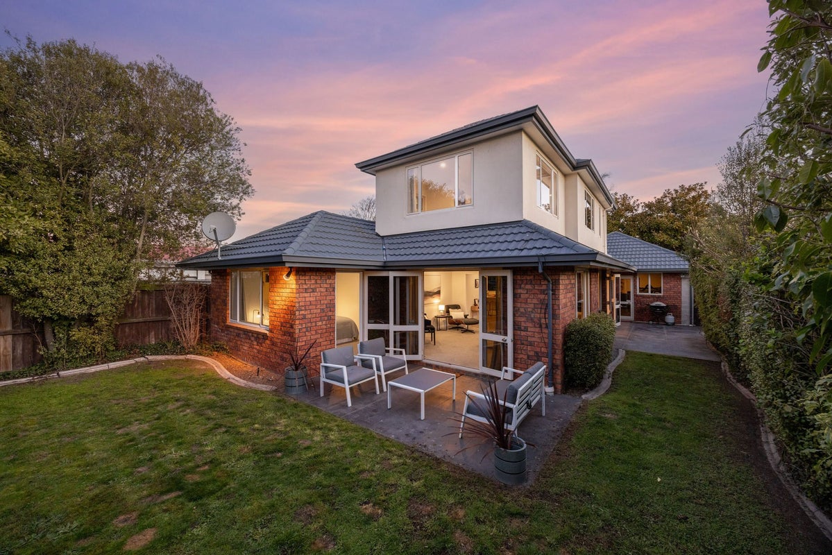 408A Memorial Avenue, Burnside, Christchurch - Carousel 1