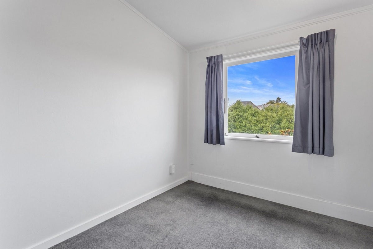 4/43 Fendalton Road, Fendalton, Christchurch - Carousel 11