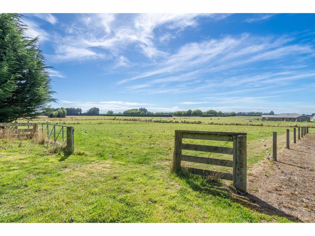 21 Mika Way, Lorneville, Invercargill - Carousel 35