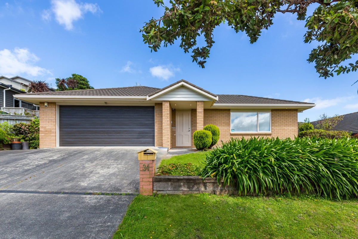 34 Aotea Drive, Aotea, Porirua - Carousel 1