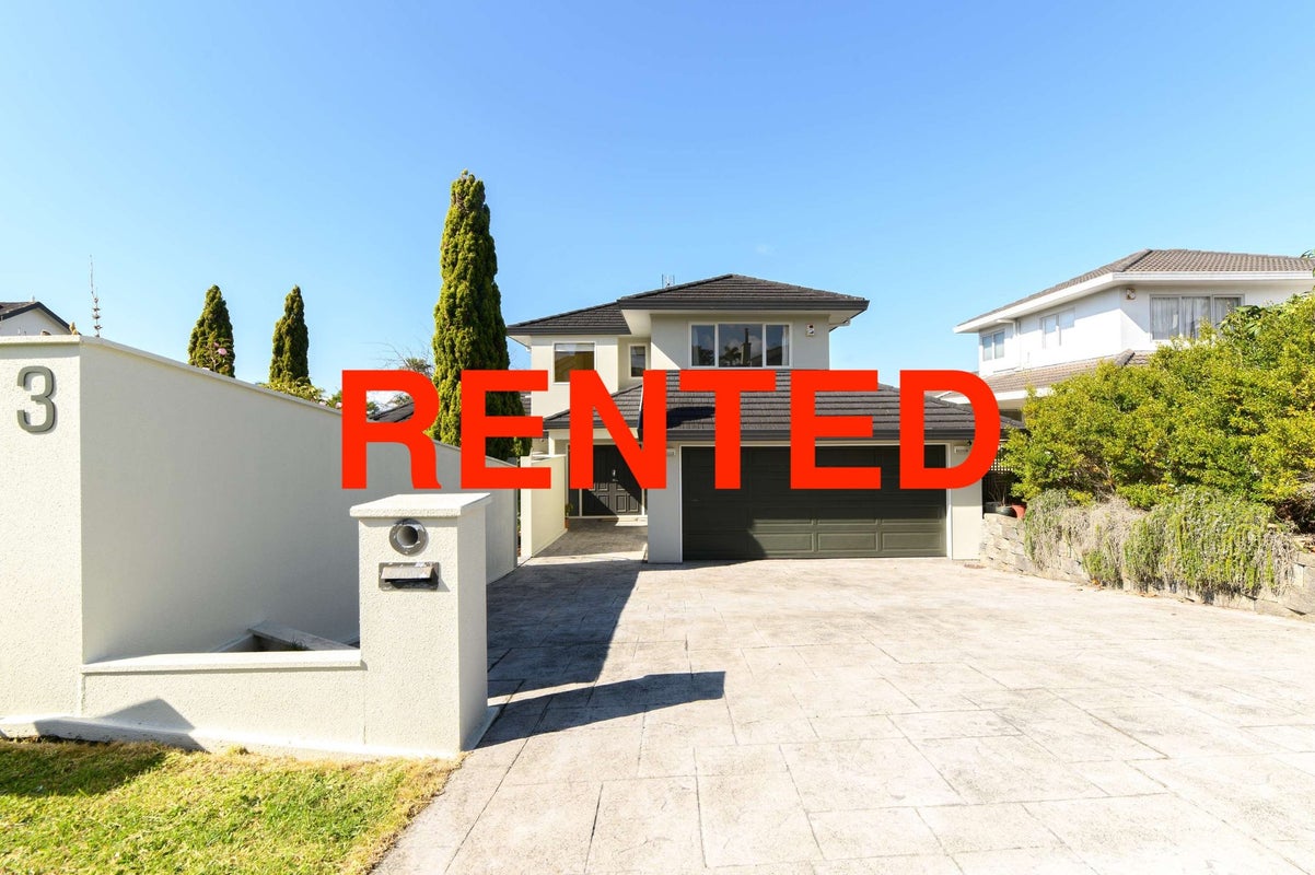 3 Carrowmore, Pinehill, Auckland - Carousel 1