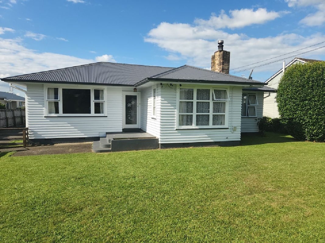 2012 Alexandra Street, Te Awamutu, Te Awamutu - Carousel 1