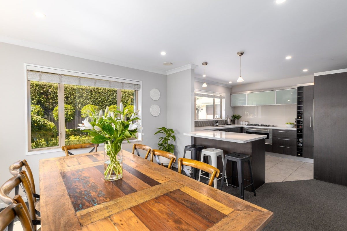 40 Birkdale Drive, Shirley, Christchurch - Carousel 2