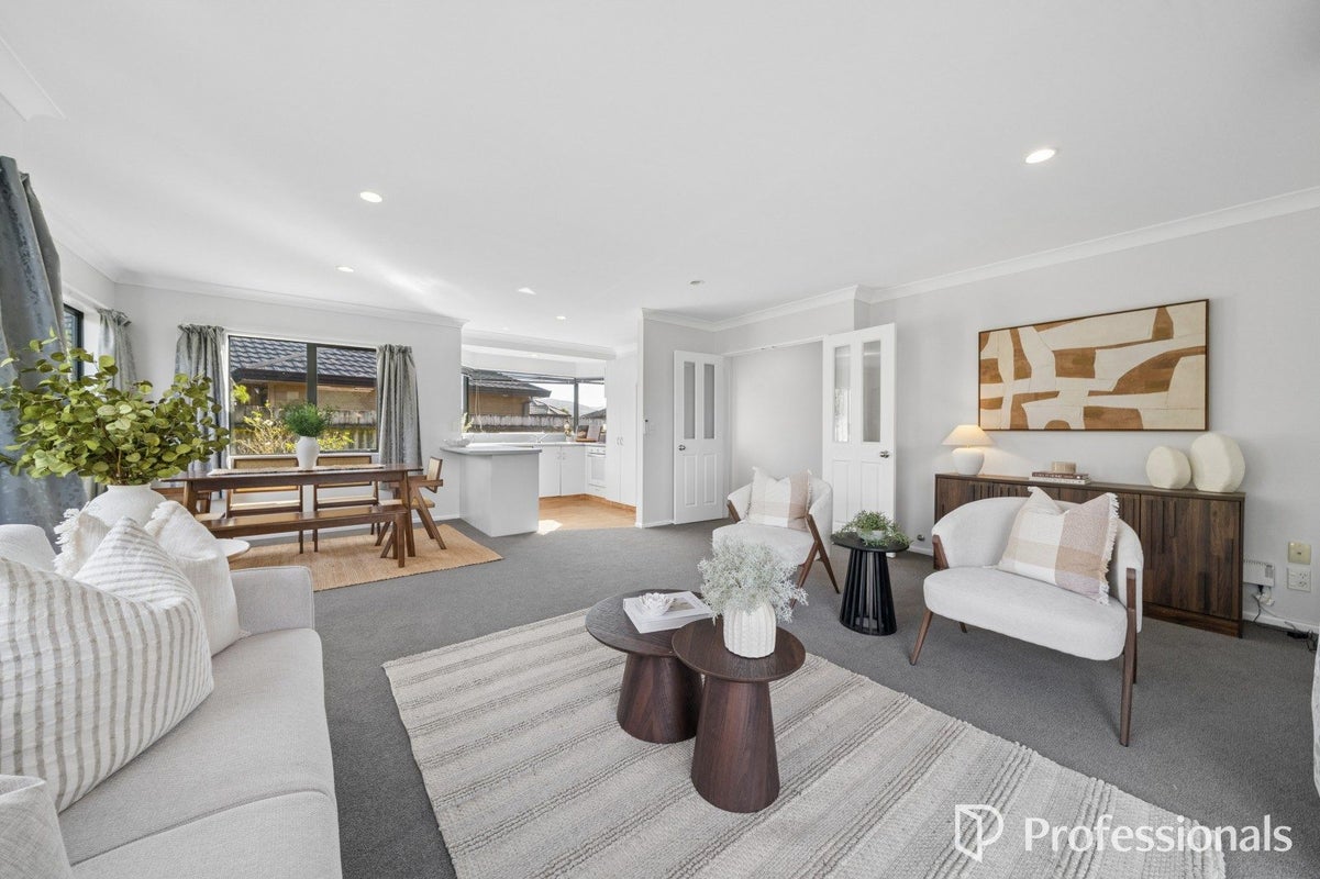 87 Leighton Avenue, Waiwhetu, Lower Hutt - Carousel 2
