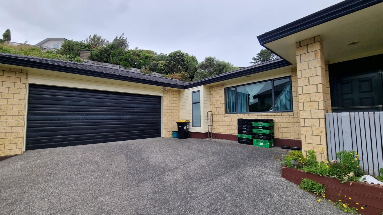 19 Winsley Terrace, Churton Park, Wellington - Carousel 2