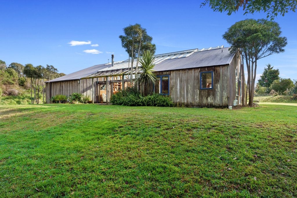 224 Main Road South, Raumati South, Paraparaumu - Carousel 30