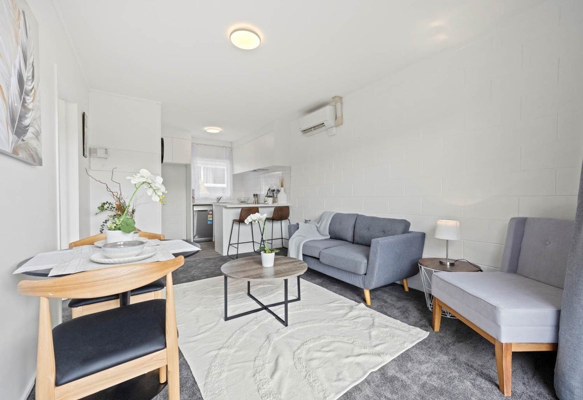 3/8 Atkinson Avenue, Otahuhu, Auckland - Carousel 1