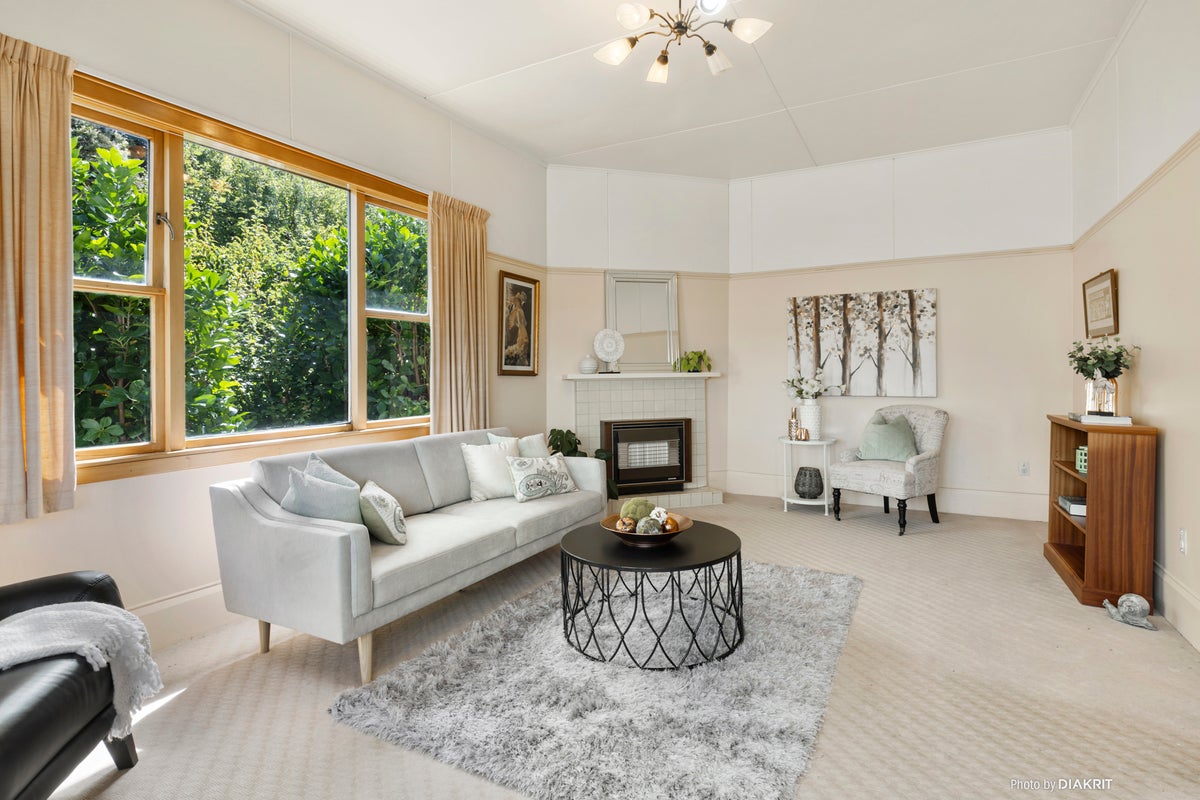 15 Naughton Terrace, Kilbirnie, Wellington - Carousel 2