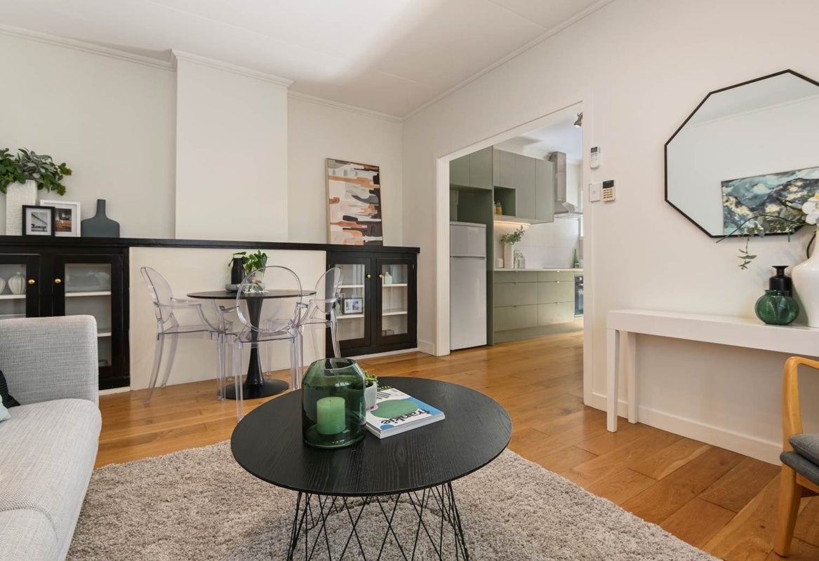 4D Railway Street, Newmarket, Auckland - Carousel 1