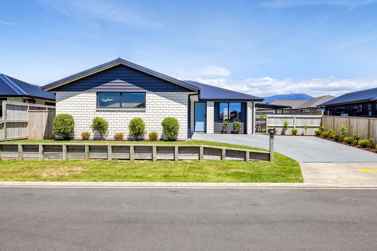13 Hodge Park Lane, Inglewood, Inglewood - Carousel 19
