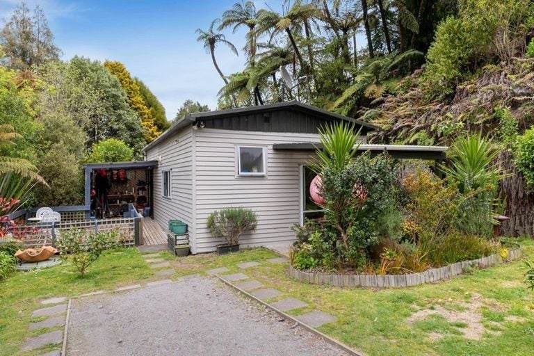 48 Taheke Road, Okere Falls, Rotorua - Carousel 1
