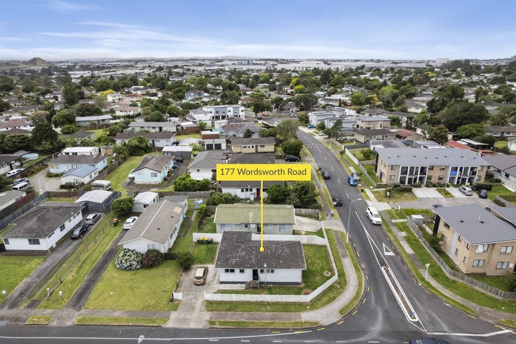 177 Wordsworth Road, Manurewa, Auckland - Carousel 1
