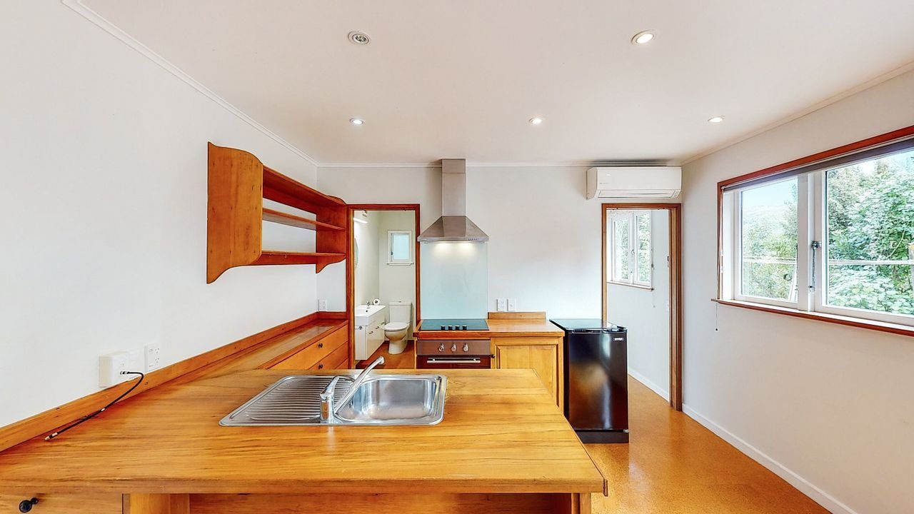 18 Rochester Street, Wilton, Wellington - Carousel 2