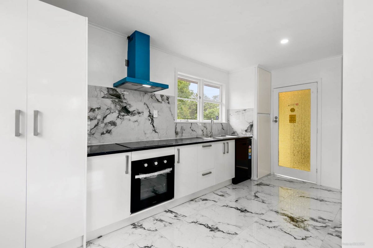 1/22 Fleming Street, Manurewa East, Auckland - Carousel 2