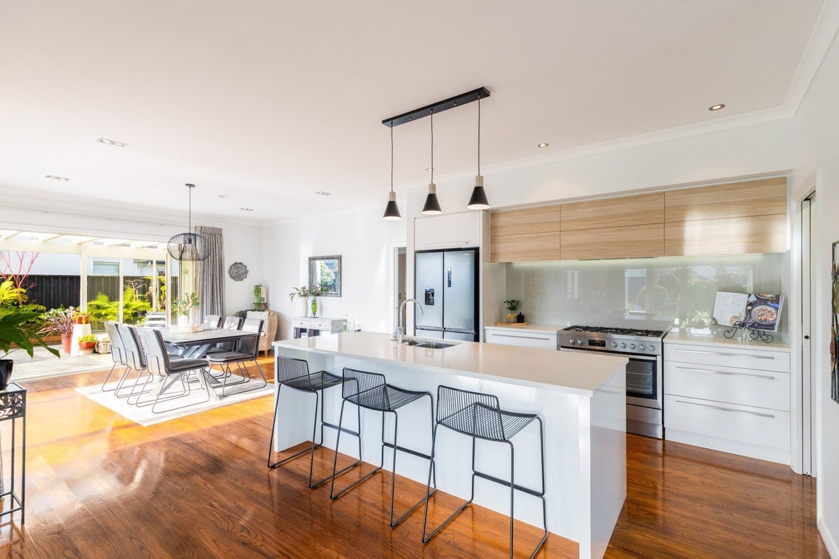 17 Timberlands Terrace, Parklands, Christchurch - Carousel 2