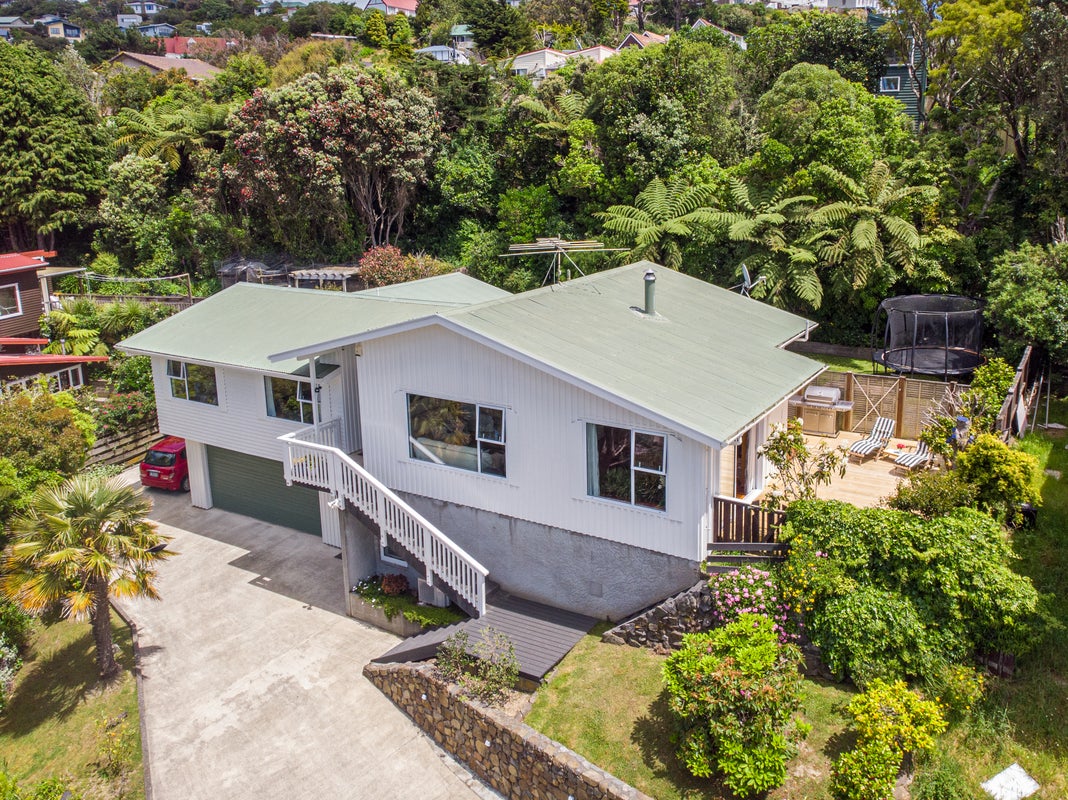 14 Chisbury Lane, Churton Park, Wellington - Carousel 2