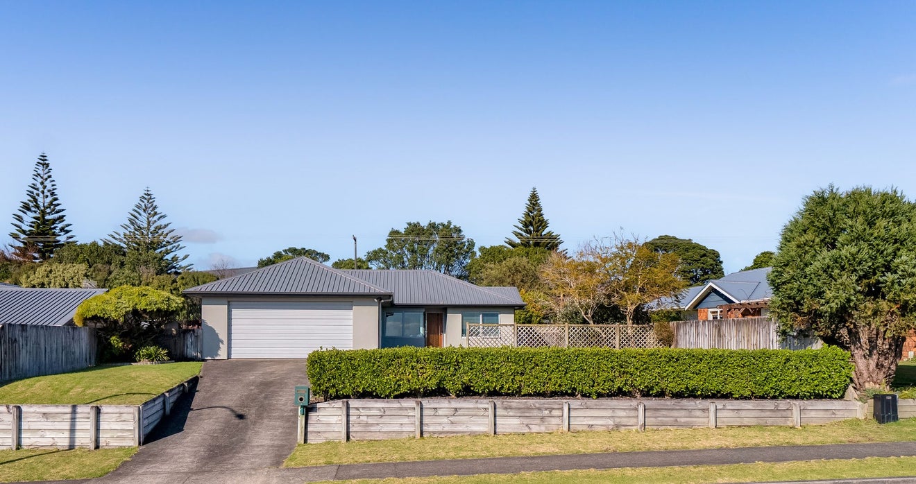 30 Penrod Drive, Bell Block, New Plymouth - Carousel 1