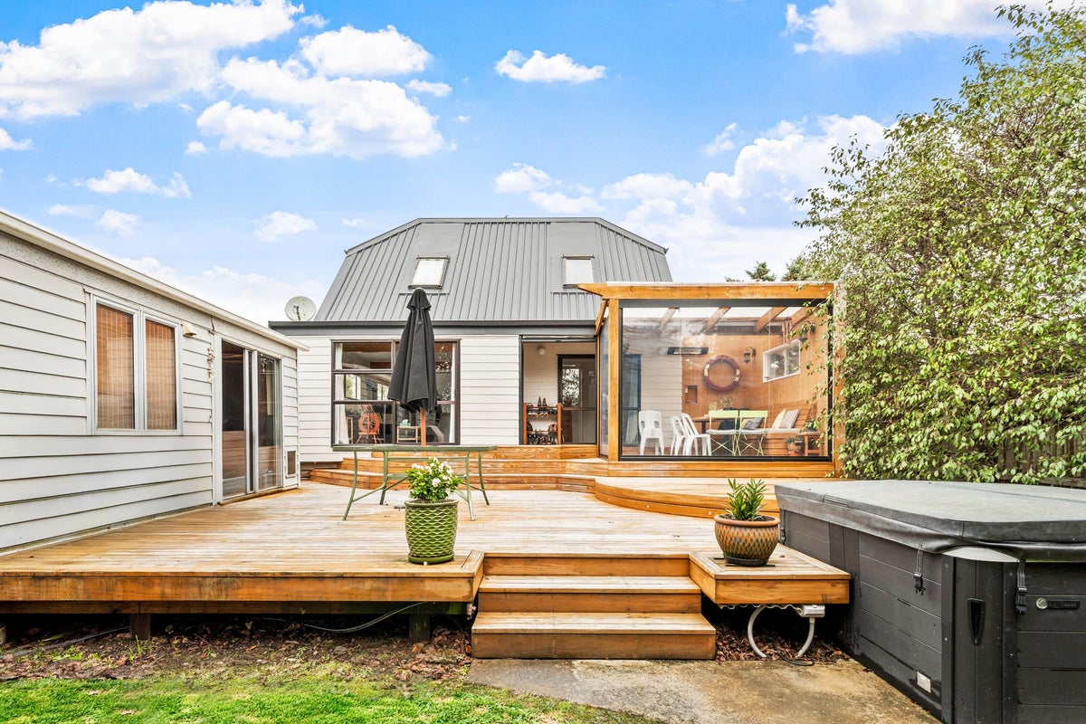 30A Holiday Road, Stanmore Bay, Whangaparaoa - Carousel 1