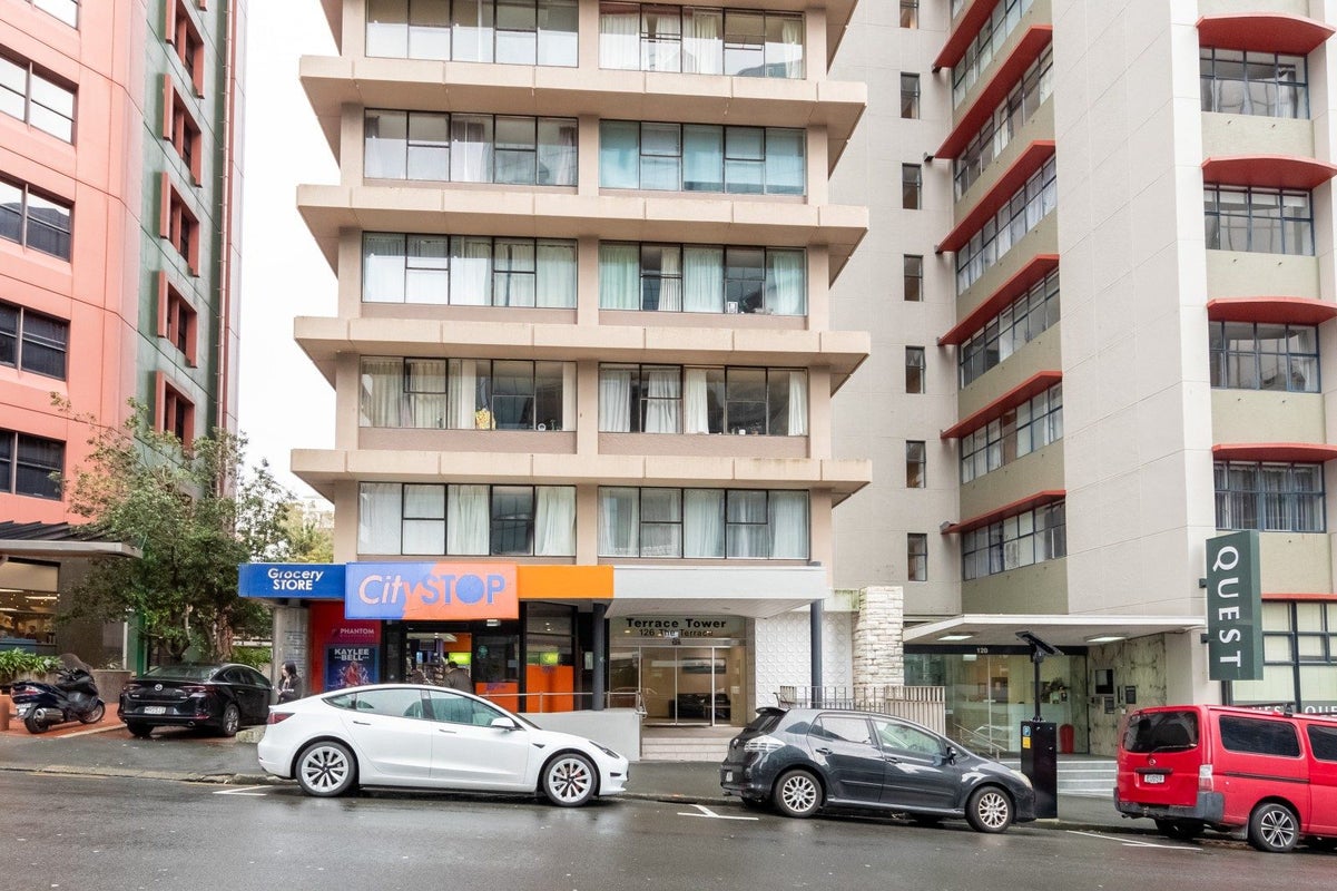 8A/126 The Terrace, Wellington Central, Wellington - Carousel 13