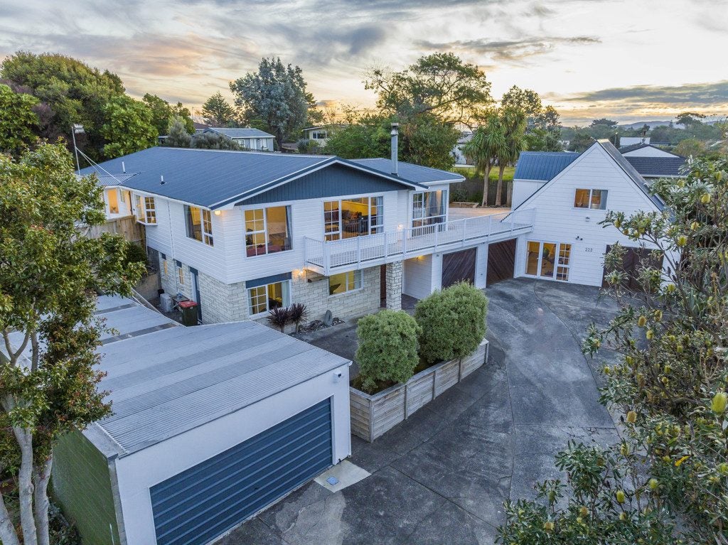 223 Matai Road, Raumati Beach, Paraparaumu - Carousel 1