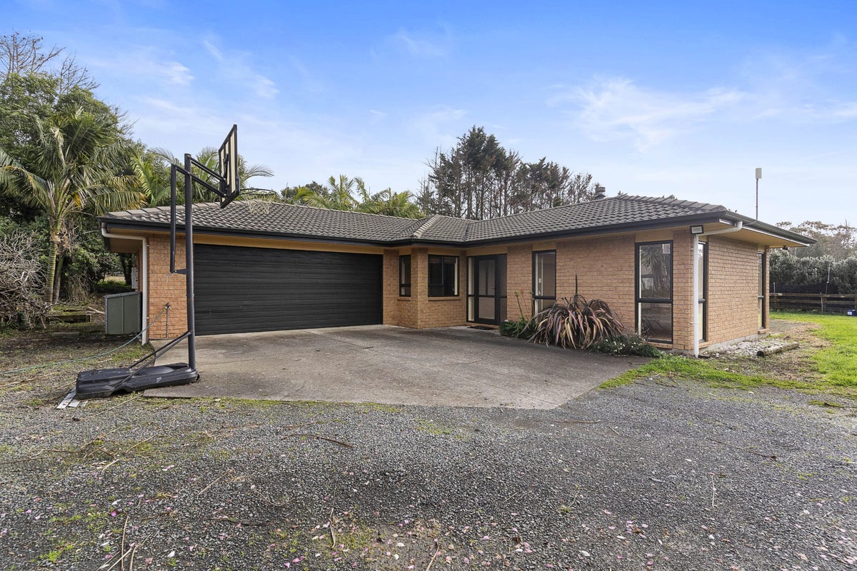 424 Seagrove Road, Waiau Pa, Pukekohe - Carousel 1