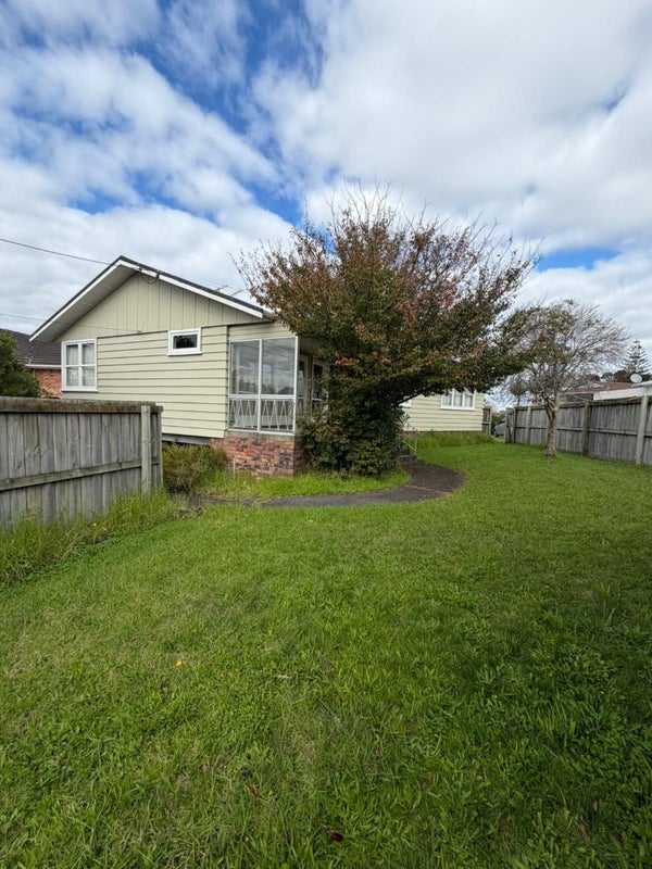 281 Pakuranga Road, Pakuranga Heights, Auckland - Carousel 2
